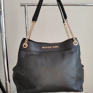 Like new Michael Kors leather shoulder bag, purse, handbag